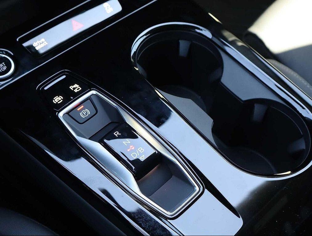 new 2025 Audi Q6 e-tron car, priced at $70,250