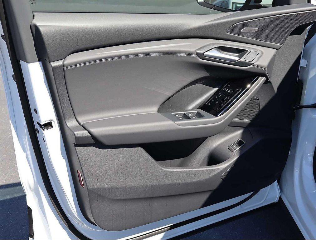 new 2025 Audi Q6 e-tron car, priced at $70,250