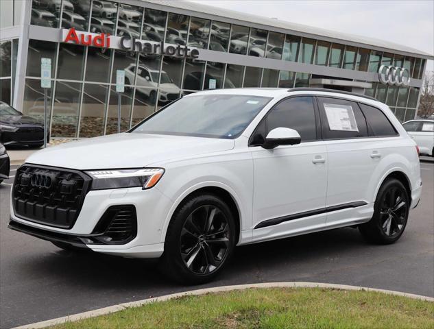 new 2025 Audi Q7 car, priced at $92,205