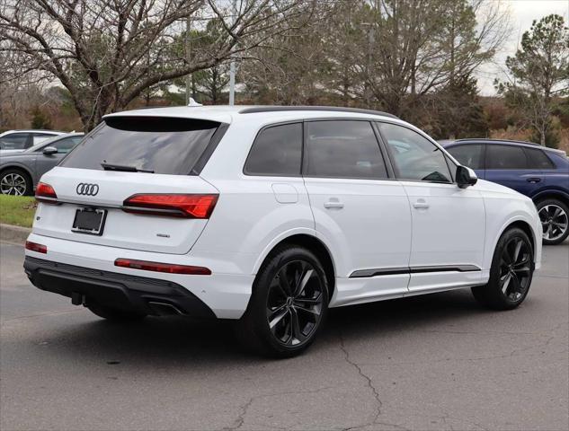 new 2025 Audi Q7 car, priced at $89,205