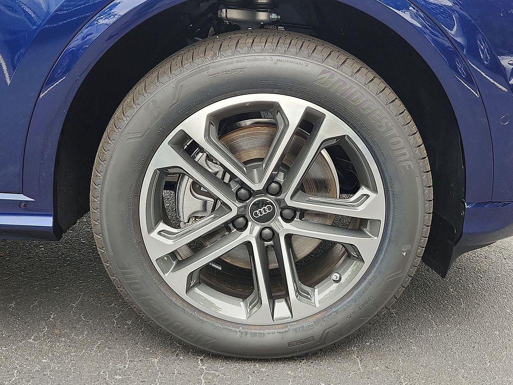 new 2025 Audi Q5 car, priced at $57,775