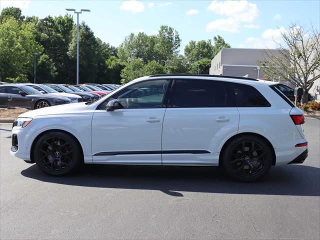 new 2025 Audi SQ7 car, priced at $99,190