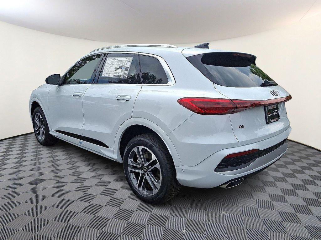 new 2025 Audi Q5 car, priced at $60,175