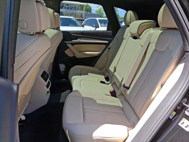 new 2025 Audi Q5 car, priced at $58,290