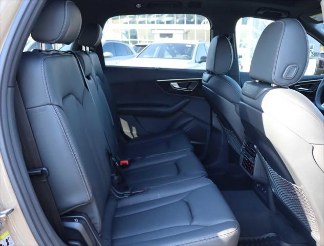 new 2025 Audi Q7 car, priced at $82,955