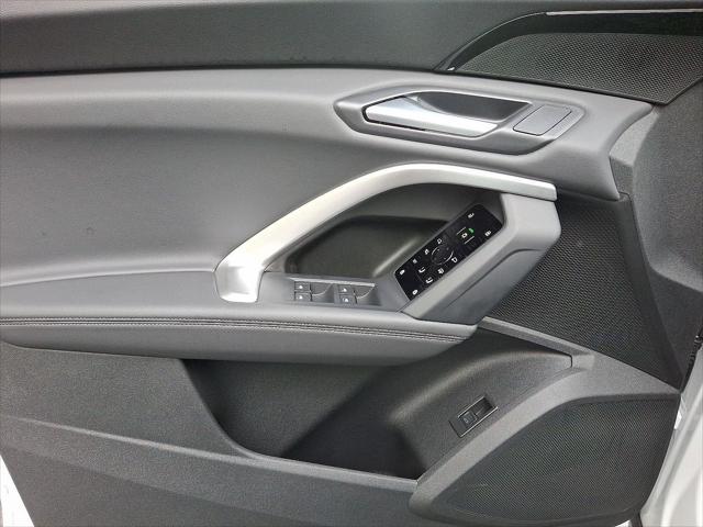 new 2025 Audi Q5 car, priced at $57,775