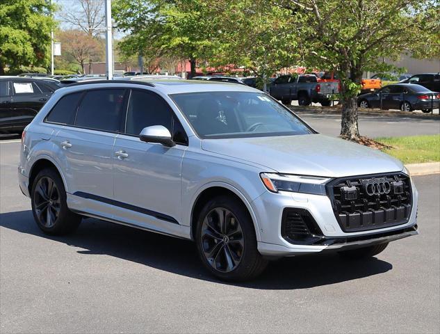 new 2025 Audi Q7 car, priced at $72,540