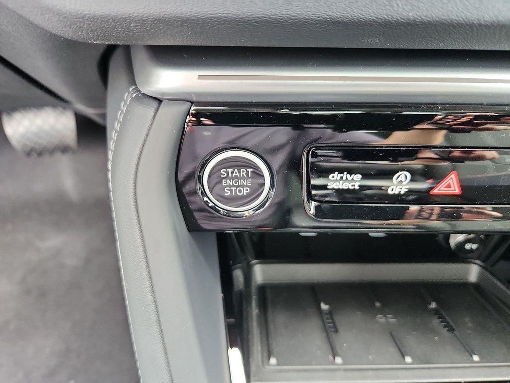 new 2025 Audi Q5 car, priced at $61,300