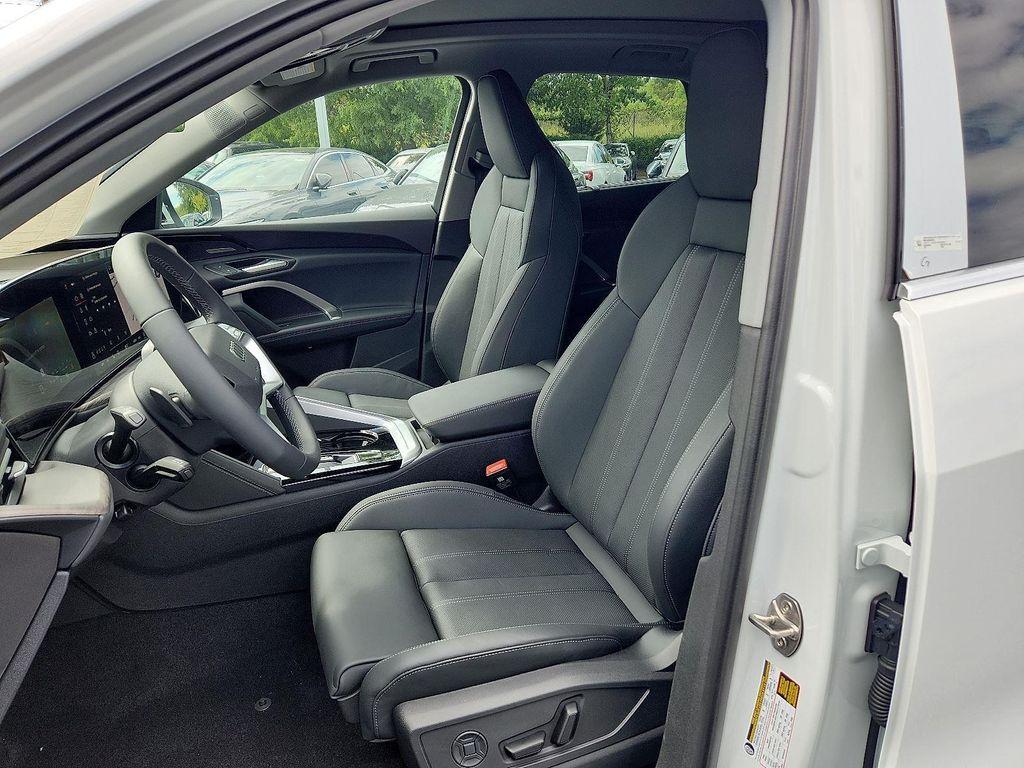 new 2025 Audi Q5 car, priced at $61,300