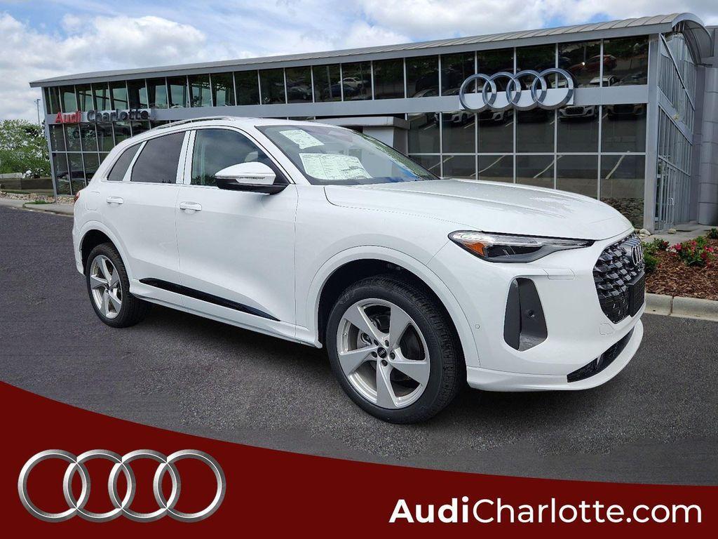 new 2025 Audi Q5 car, priced at $61,300