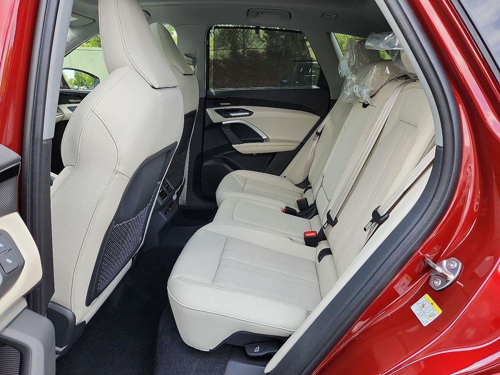 new 2025 Audi Q5 car, priced at $64,250