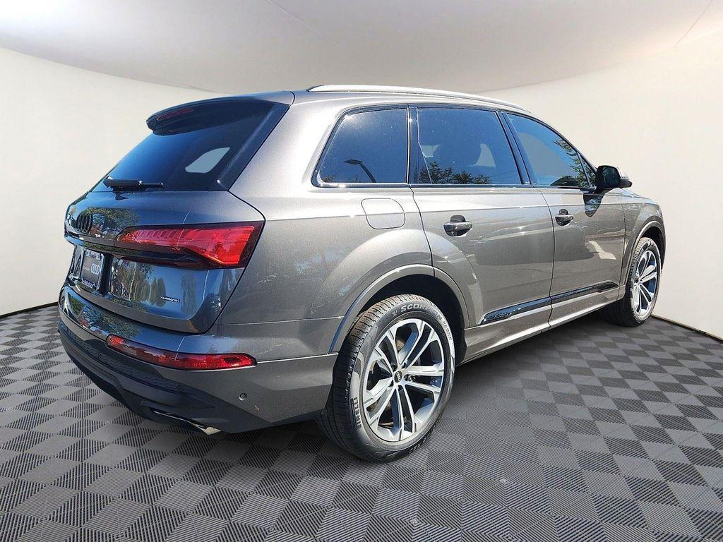 new 2026 Audi Q7 car, priced at $72,745