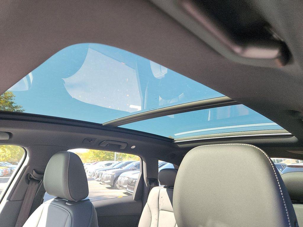 new 2026 Audi Q7 car, priced at $72,745