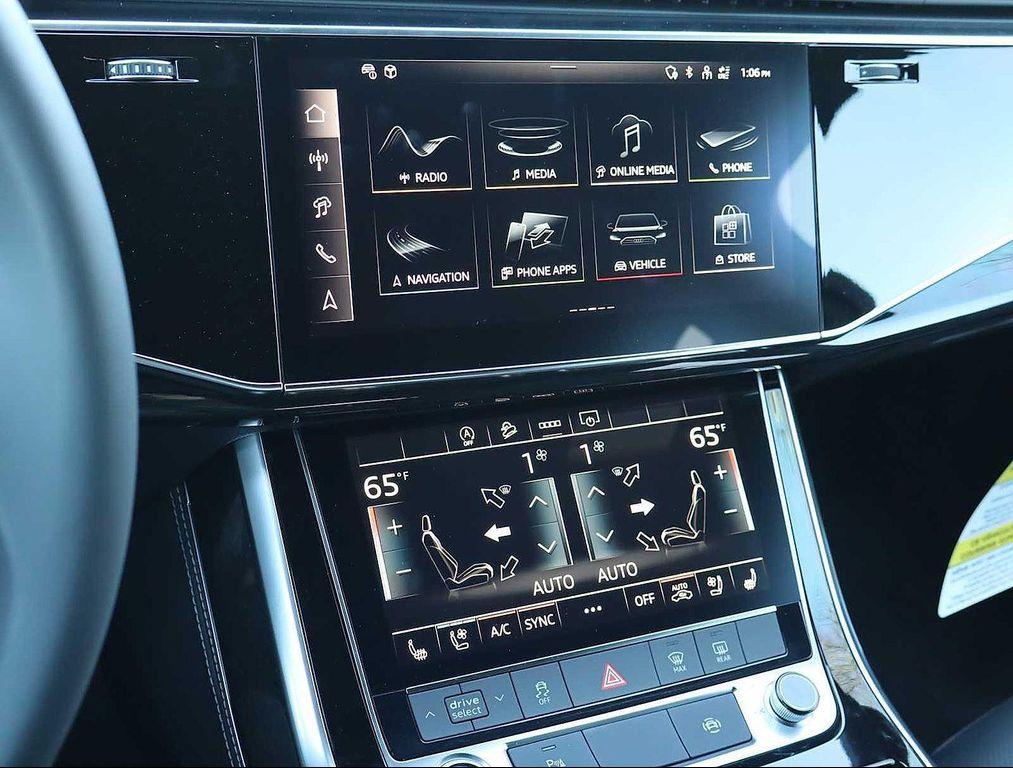 new 2025 Audi Q7 car, priced at $71,800