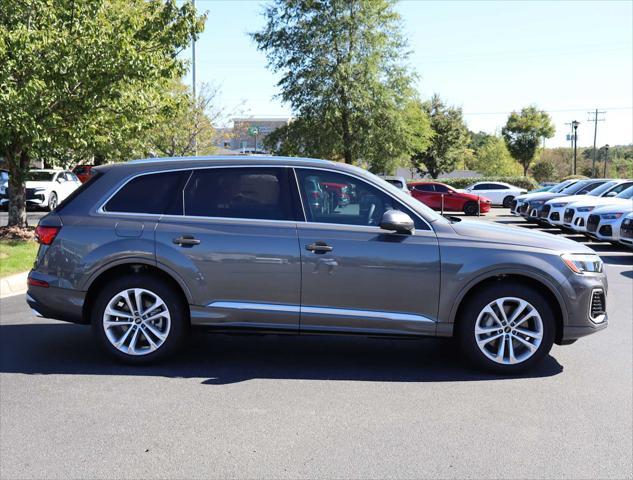 new 2025 Audi Q7 car, priced at $74,905