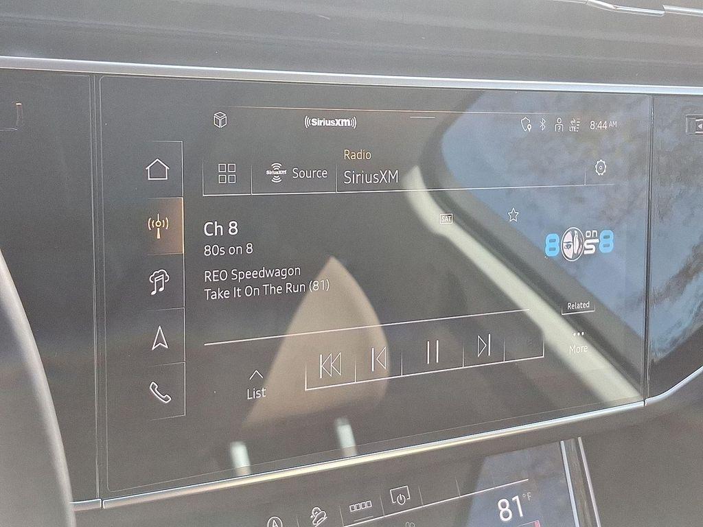 new 2025 Audi Q7 car, priced at $70,800