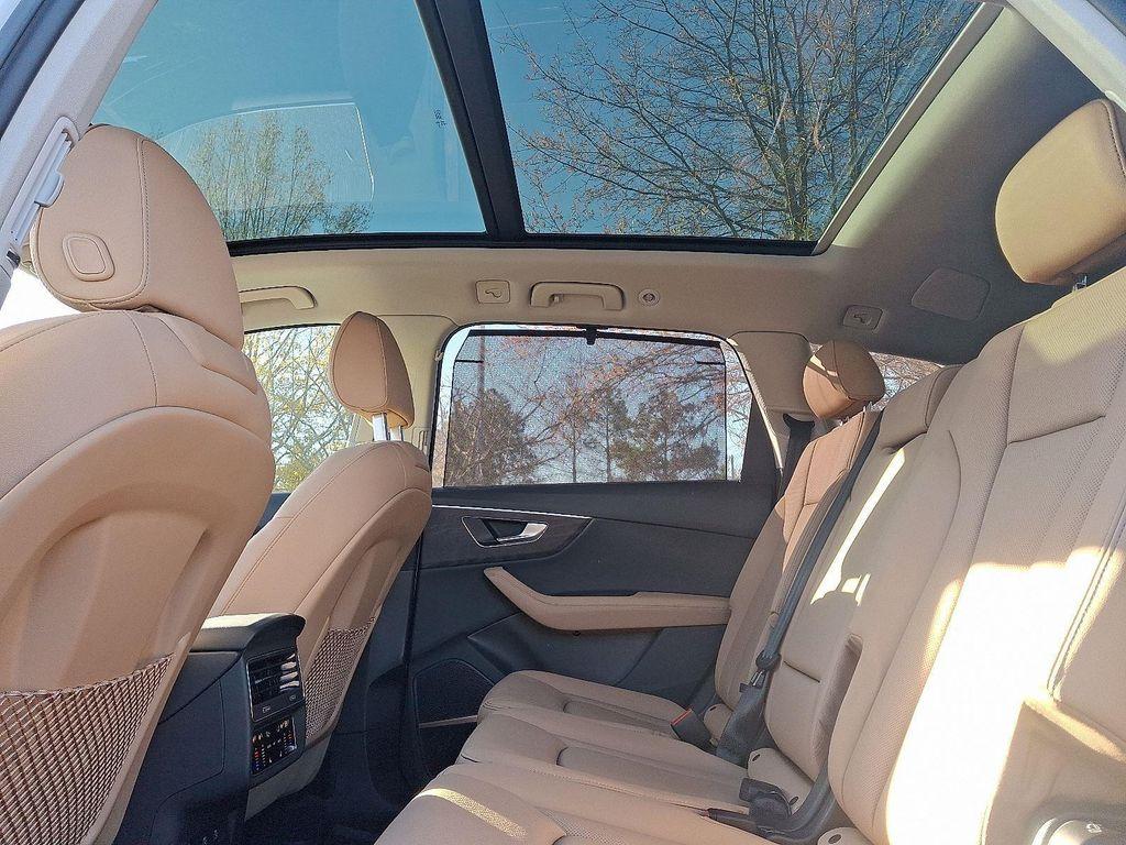 new 2025 Audi Q7 car, priced at $70,800