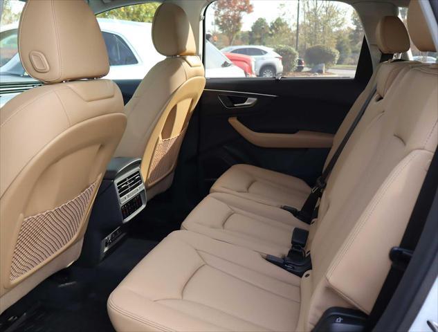 new 2025 Audi Q7 car, priced at $72,800