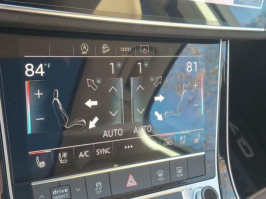 new 2025 Audi Q7 car, priced at $70,800