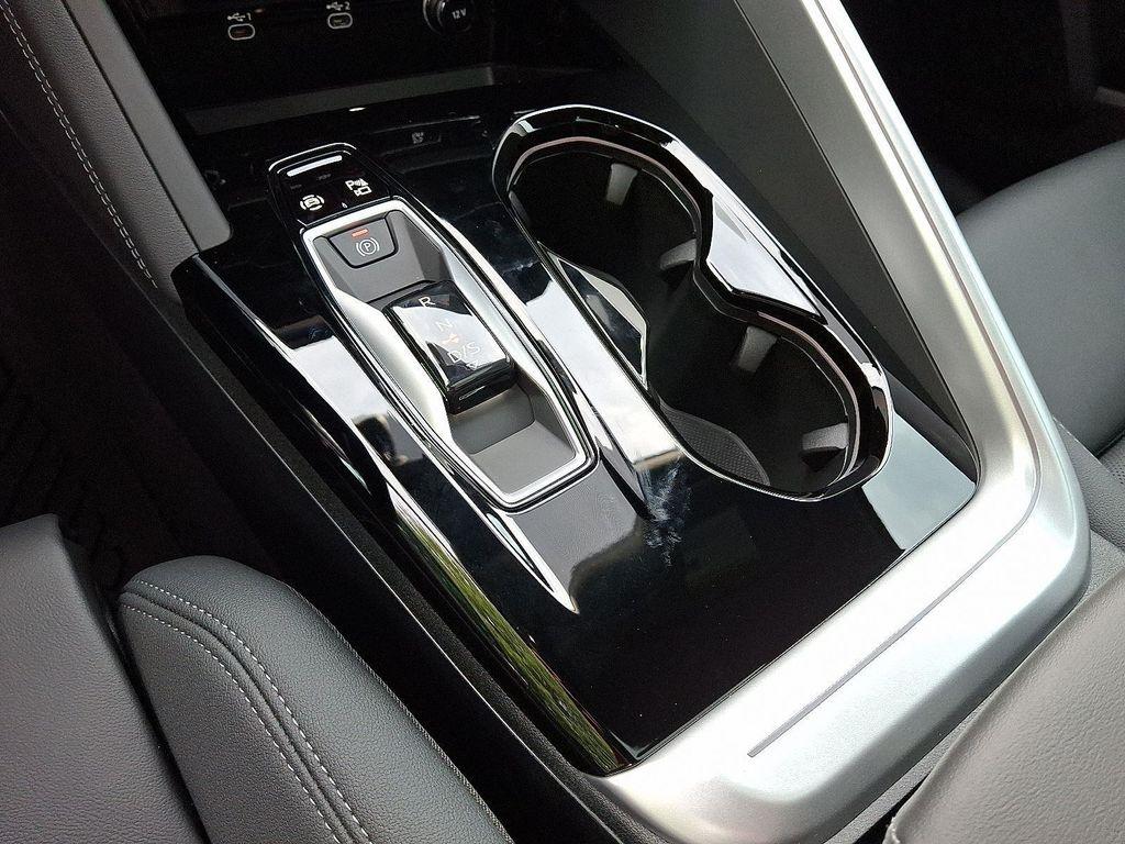 new 2025 Audi Q5 car, priced at $61,300