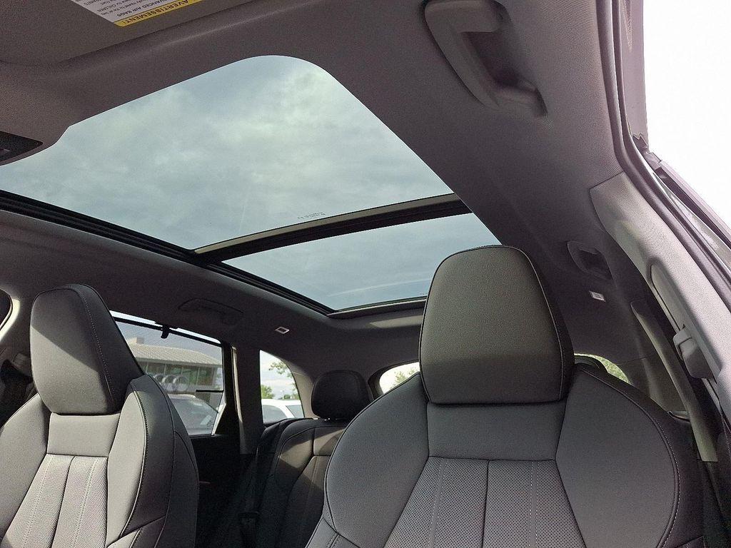 new 2025 Audi Q5 car, priced at $61,300