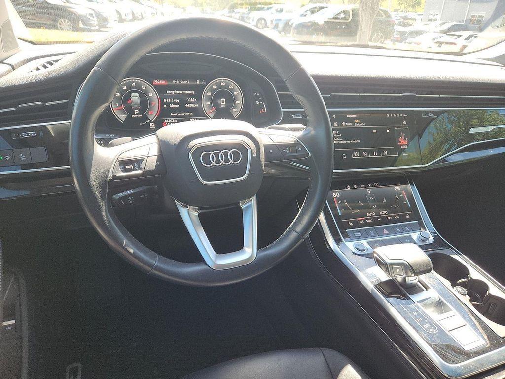 used 2023 Audi Q7 car, priced at $38,215