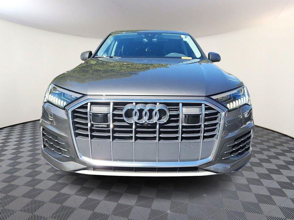 used 2023 Audi Q7 car, priced at $38,215