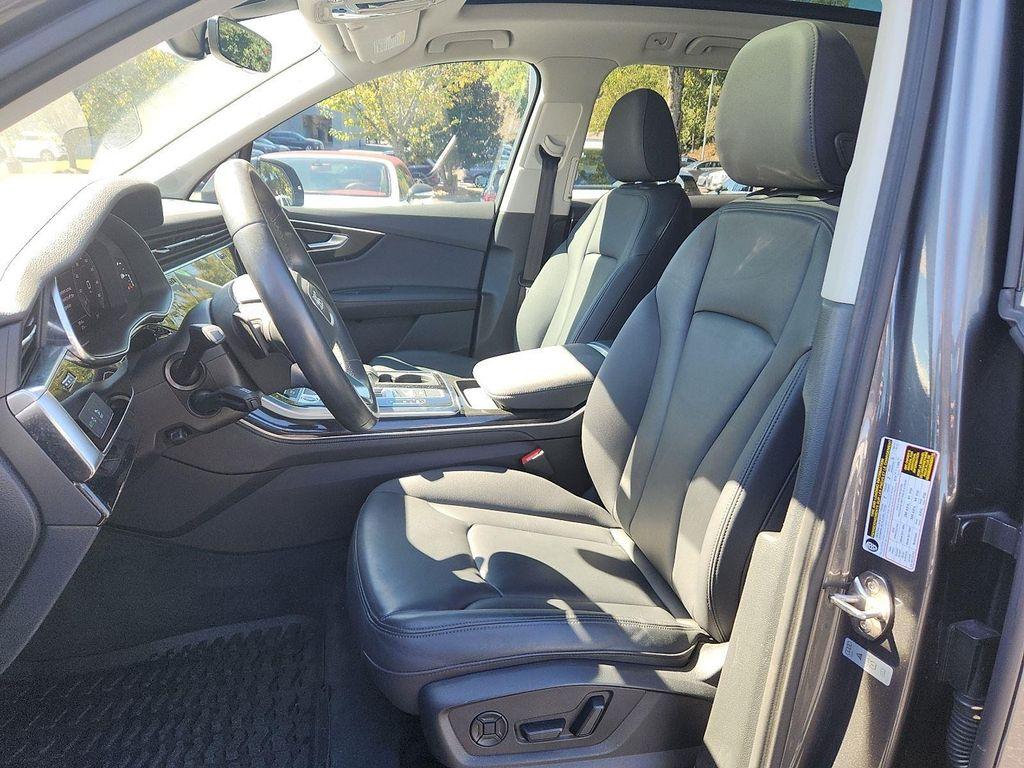 used 2023 Audi Q7 car, priced at $38,215