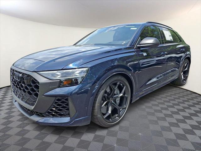 new 2025 Audi RS Q8 car, priced at $160,440