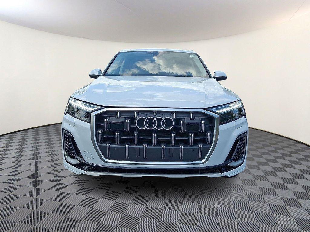 used 2025 Audi Q7 car, priced at $57,871