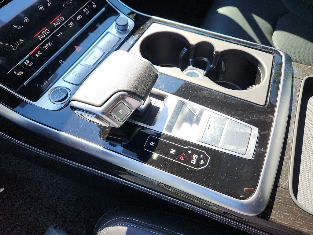 used 2025 Audi Q7 car, priced at $68,987