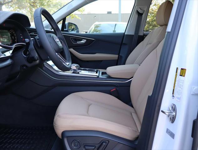 new 2025 Audi Q7 car, priced at $72,655
