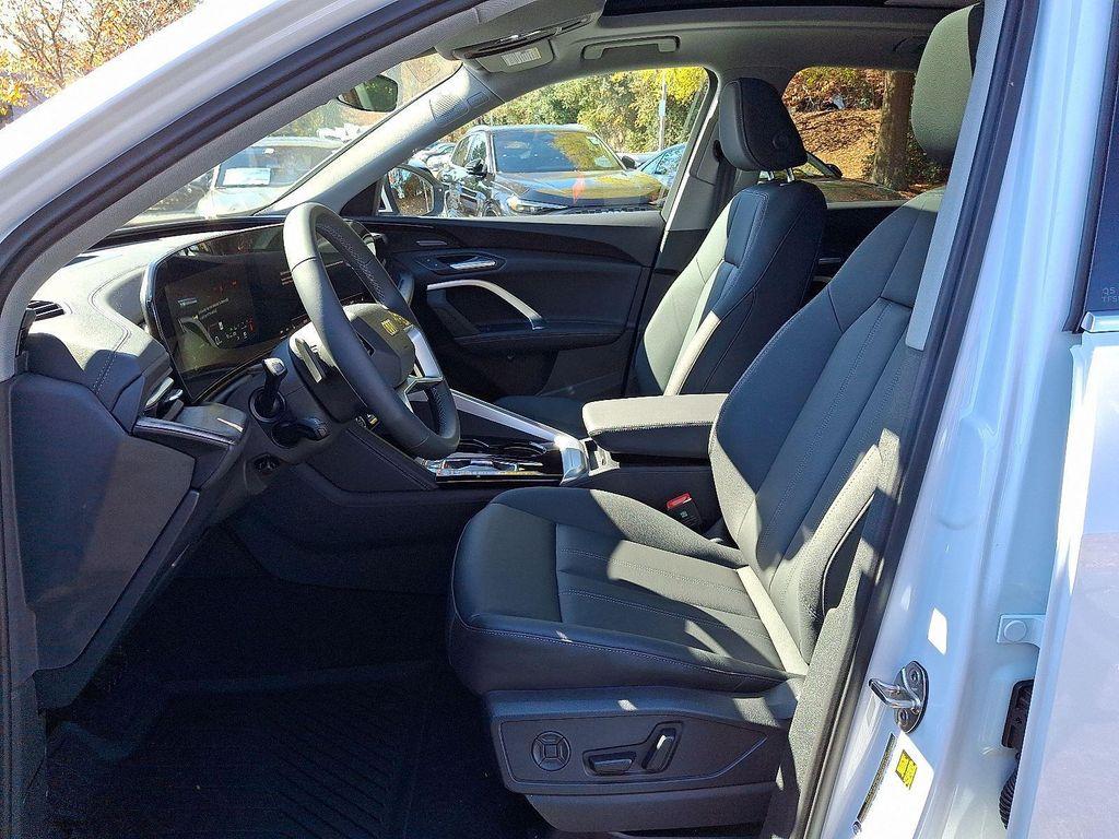 new 2025 Audi Q5 car, priced at $58,350