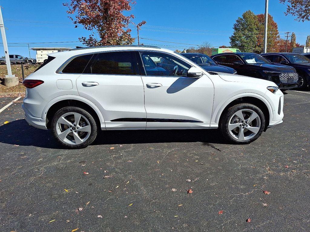 new 2025 Audi Q5 car, priced at $58,350