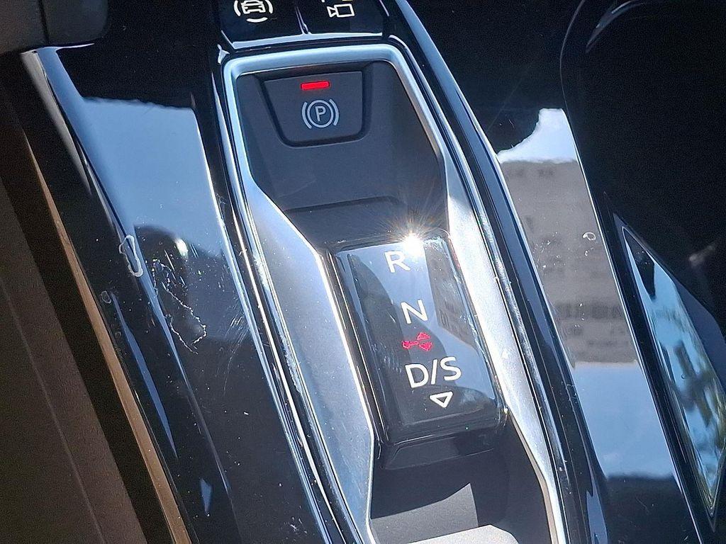 new 2025 Audi Q5 car, priced at $59,550