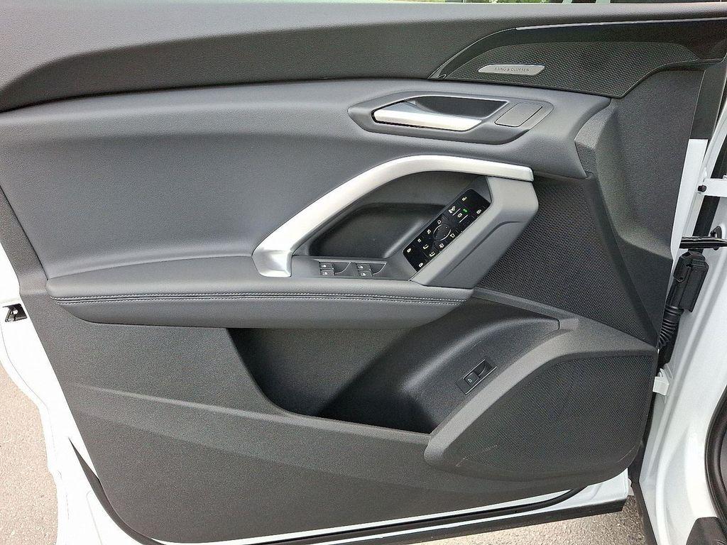 new 2025 Audi Q5 car, priced at $60,350
