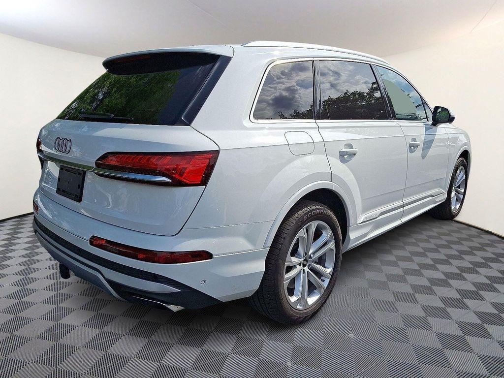 used 2025 Audi Q7 car, priced at $55,896