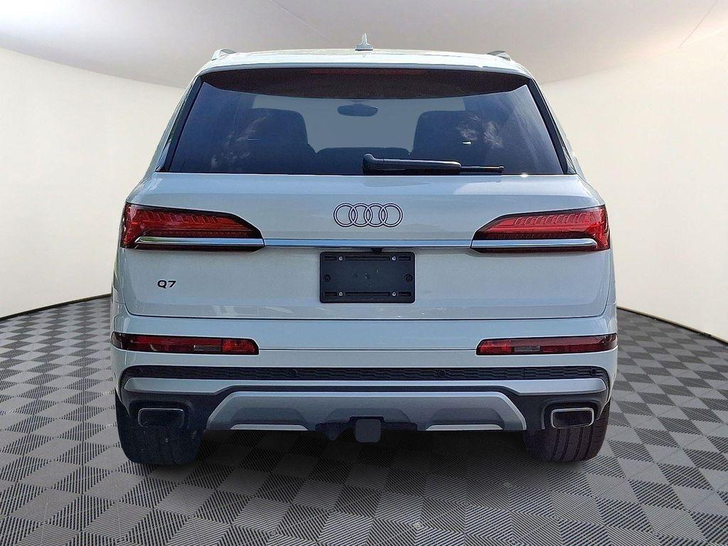 used 2025 Audi Q7 car, priced at $55,896
