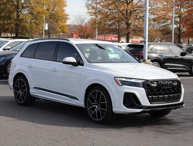 new 2025 Audi Q7 car, priced at $85,400