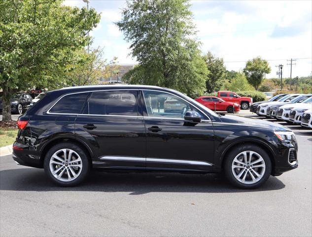 new 2025 Audi Q7 car, priced at $81,710