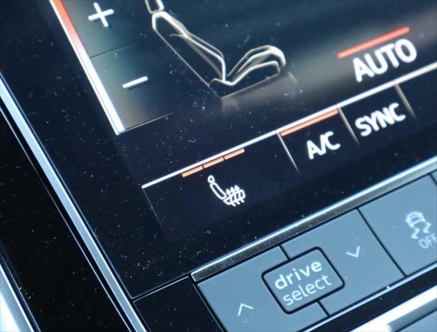 new 2025 Audi Q7 car, priced at $73,950