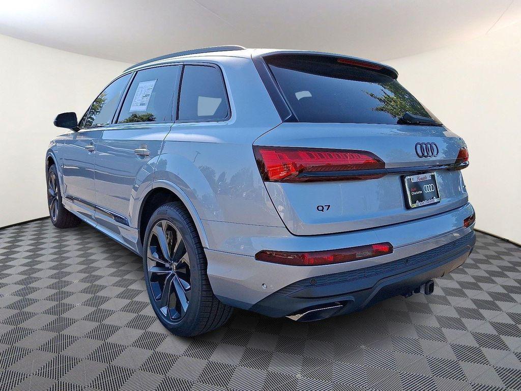 new 2025 Audi Q7 car, priced at $75,450