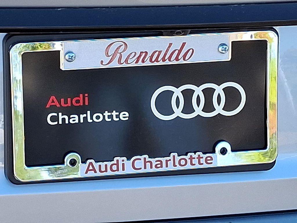 new 2025 Audi Q7 car, priced at $75,450