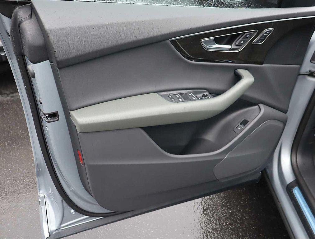 new 2025 Audi Q8 car, priced at $75,865