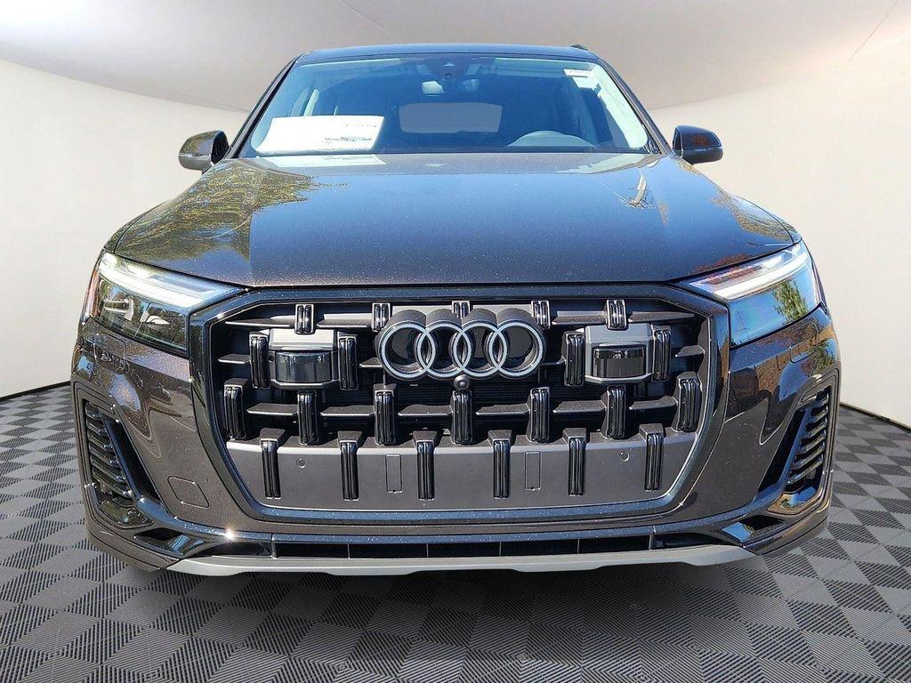 new 2026 Audi Q7 car, priced at $72,590