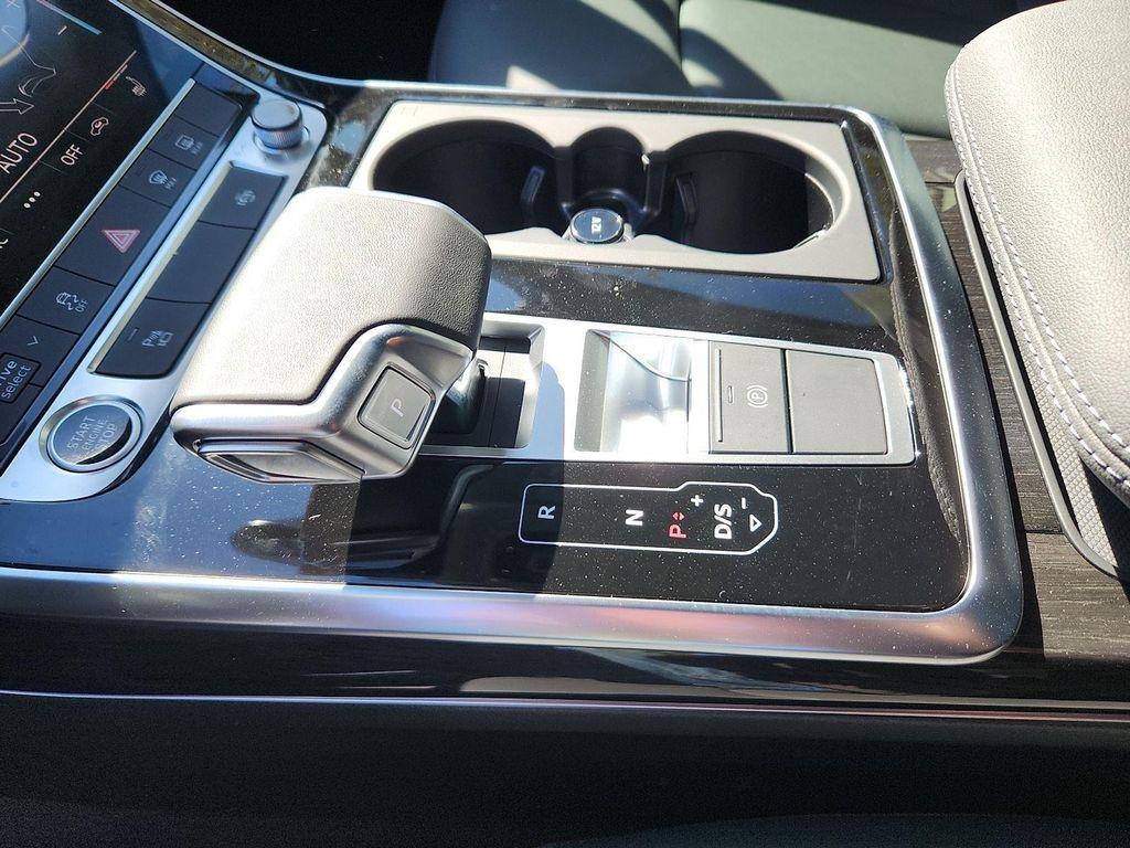new 2026 Audi Q7 car, priced at $72,590