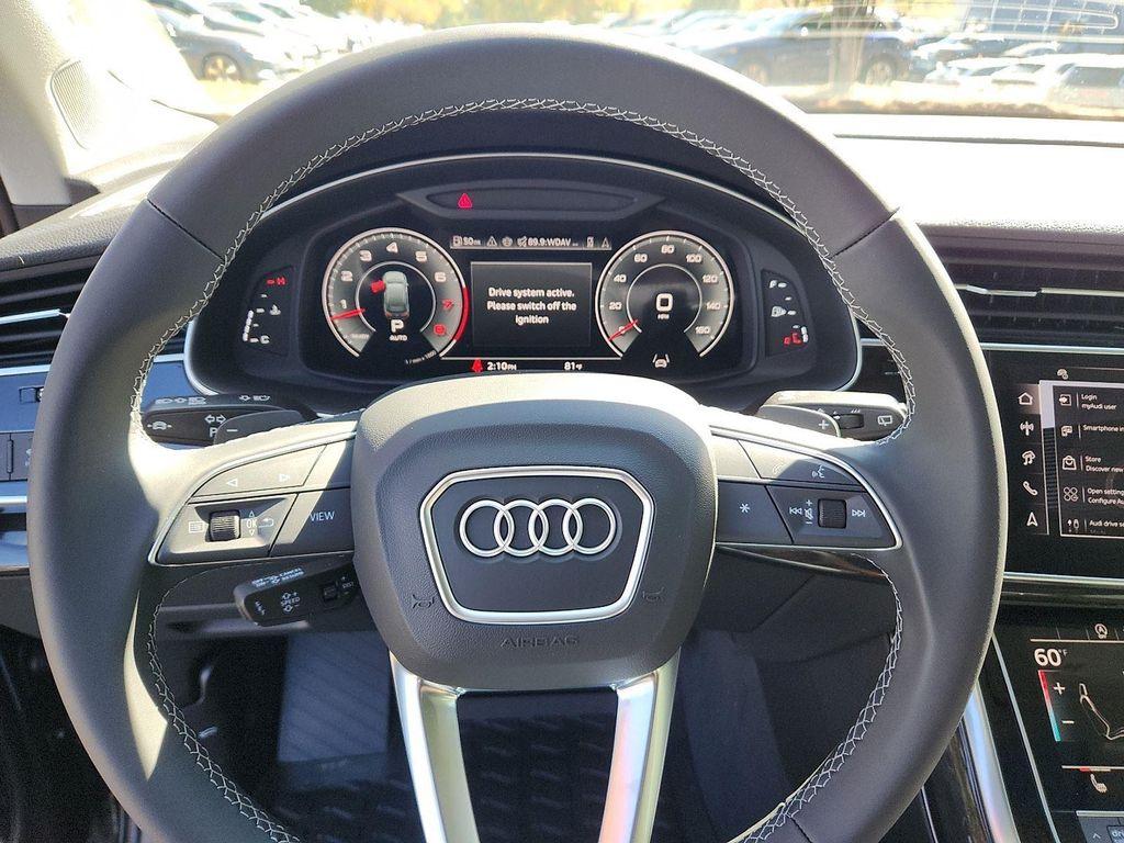 new 2026 Audi Q7 car, priced at $72,590