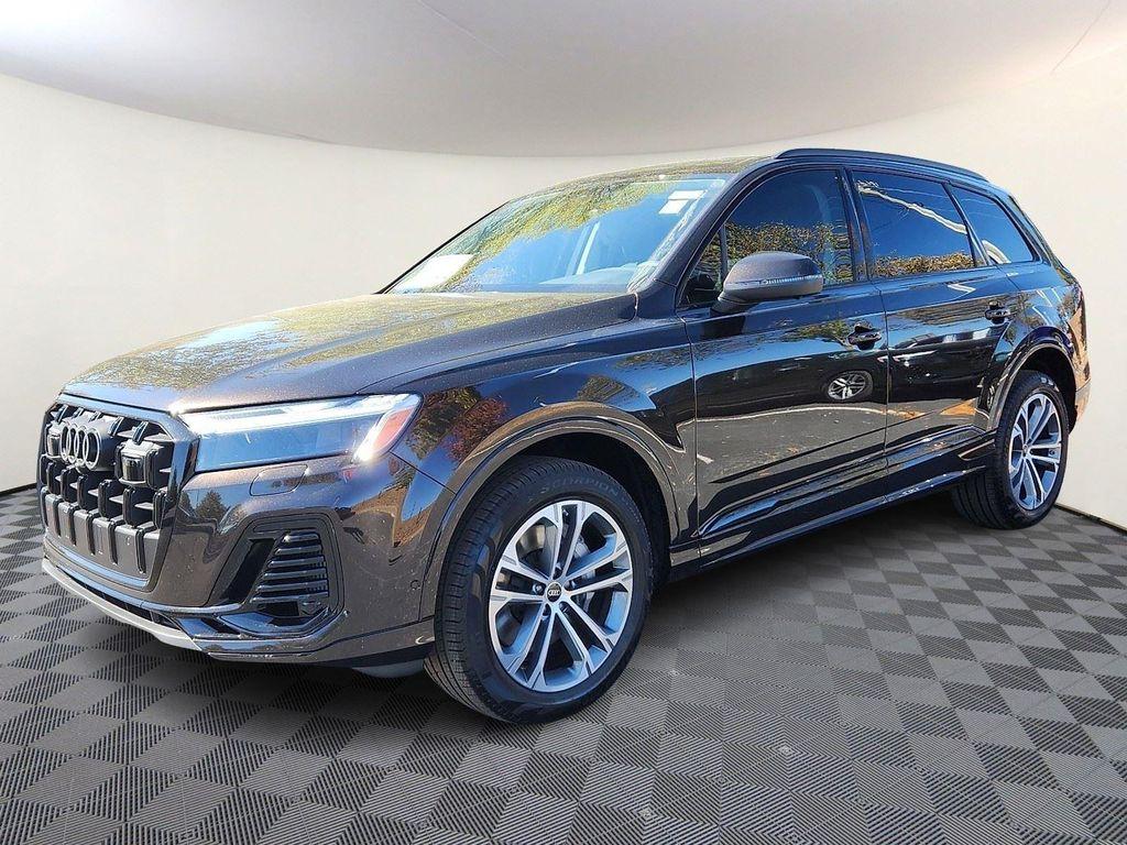 new 2026 Audi Q7 car, priced at $72,590
