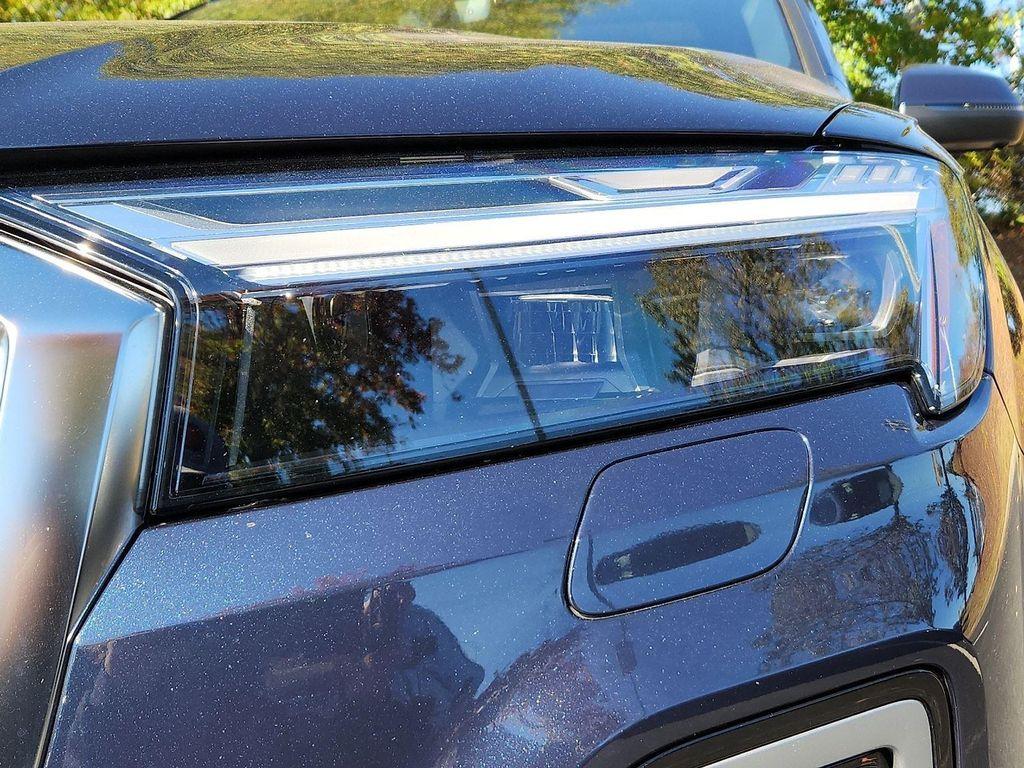 used 2025 Audi Q7 car, priced at $60,657