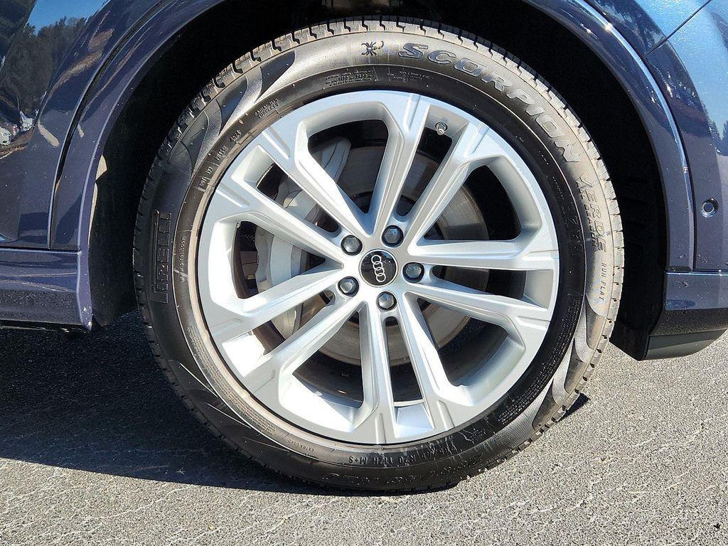 used 2025 Audi Q7 car, priced at $60,657